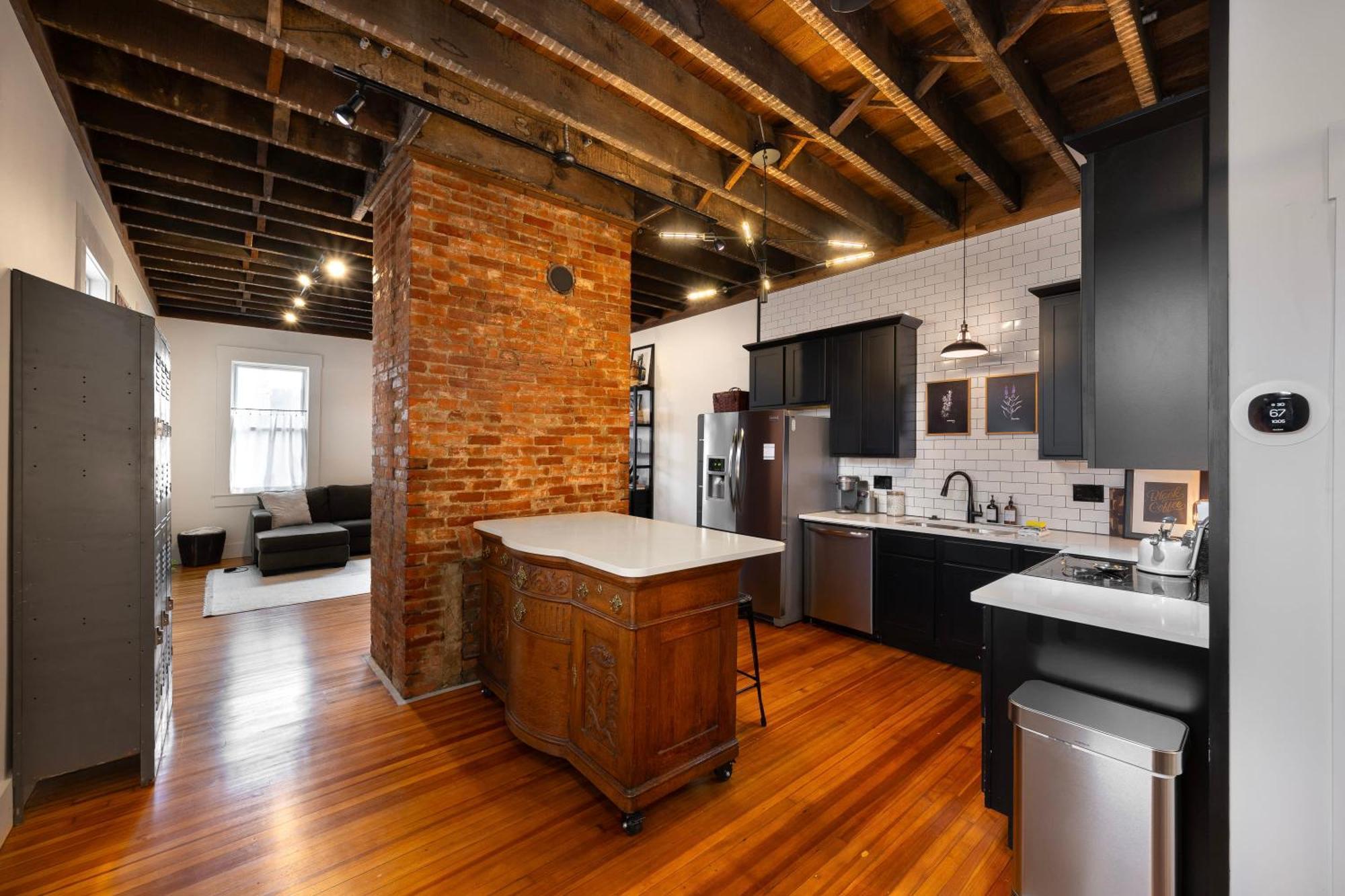 Willa The Corner Brick House Covington Zewnętrze zdjęcie